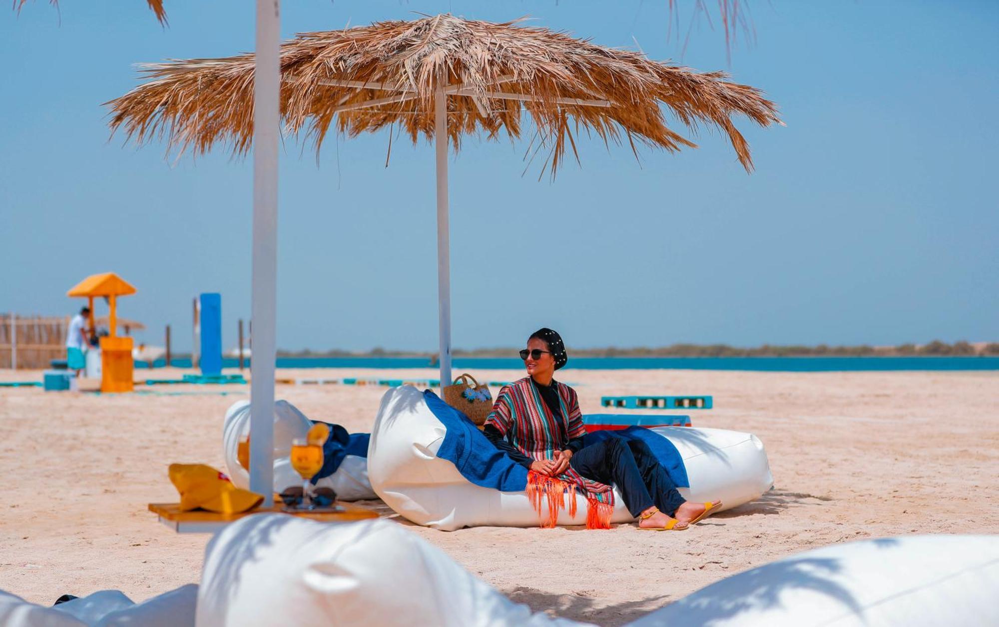 เบย์ ลา ซัน โฮเต็ล แอนด์ มารีนา Hotel King Abdullah Economic City ภายนอก รูปภาพ A beach in Al Khor