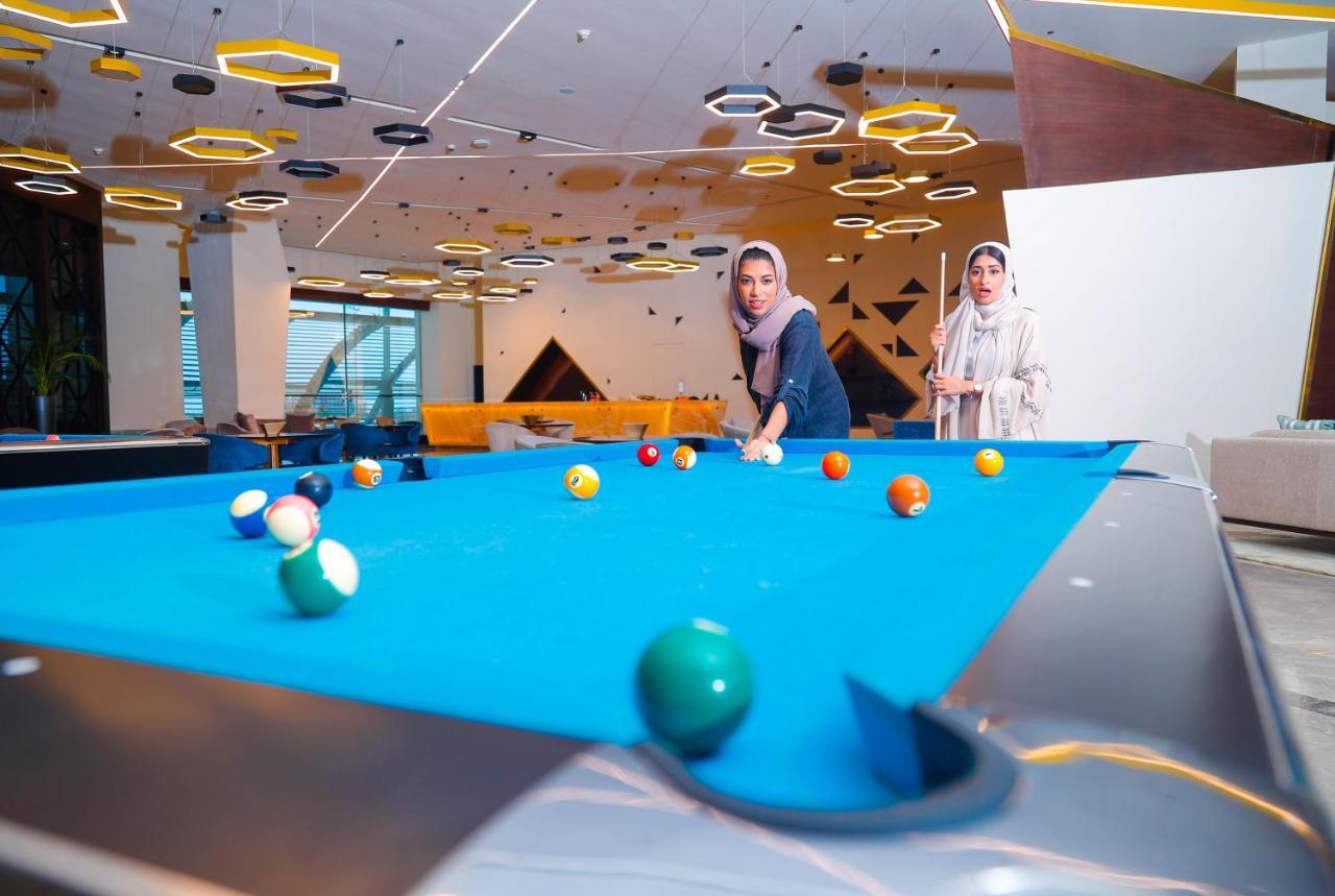 เบย์ ลา ซัน โฮเต็ล แอนด์ มารีนา Hotel King Abdullah Economic City ภายนอก รูปภาพ The pool table at the lounge