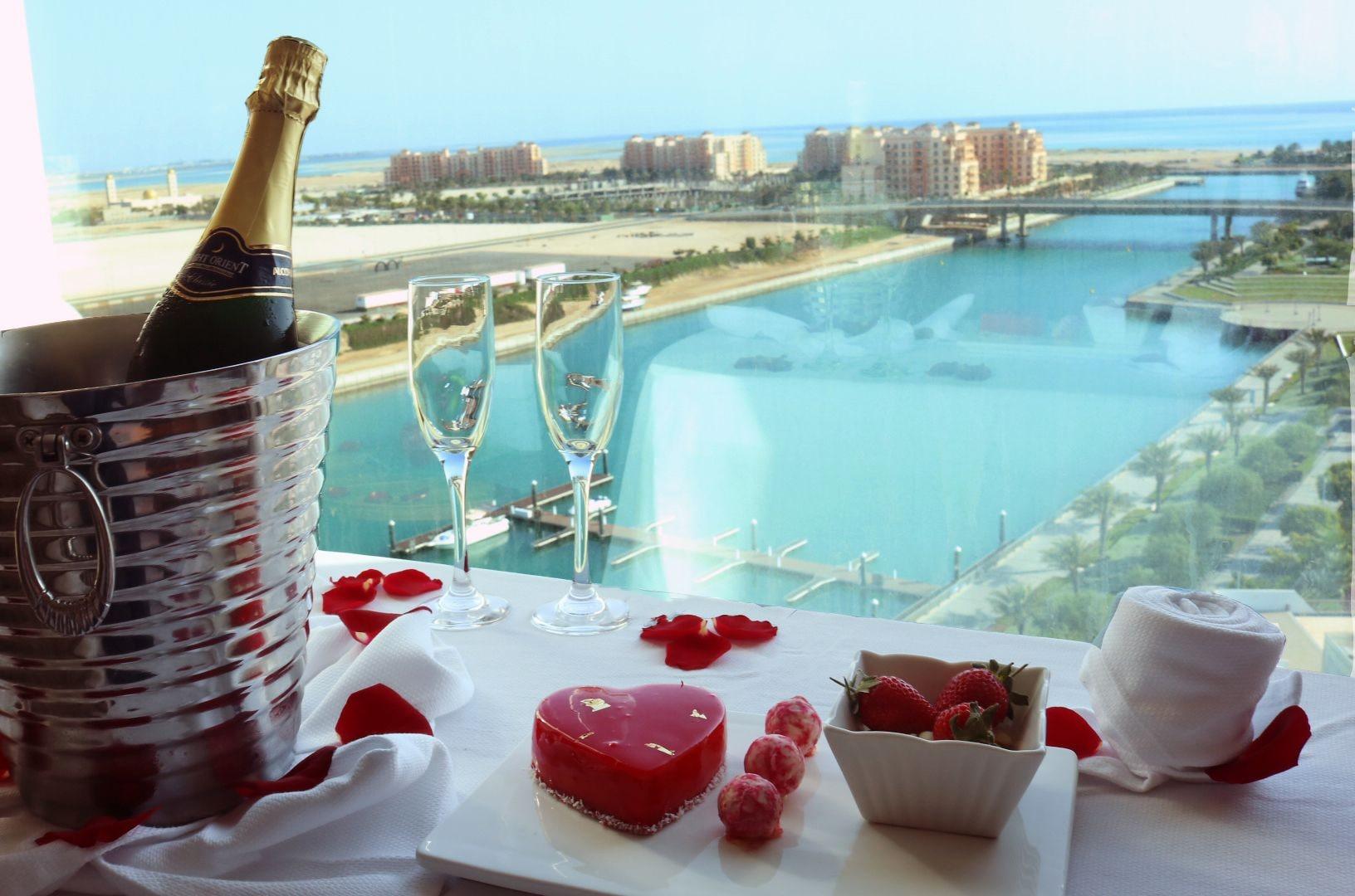 เบย์ ลา ซัน โฮเต็ล แอนด์ มารีนา Hotel King Abdullah Economic City ภายนอก รูปภาพ View of the lagoon