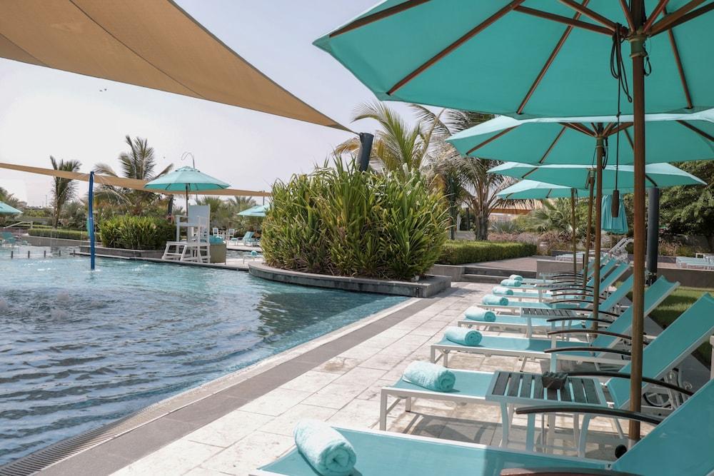 เบย์ ลา ซัน โฮเต็ล แอนด์ มารีนา Hotel King Abdullah Economic City ภายนอก รูปภาพ The swimming pool at the resort