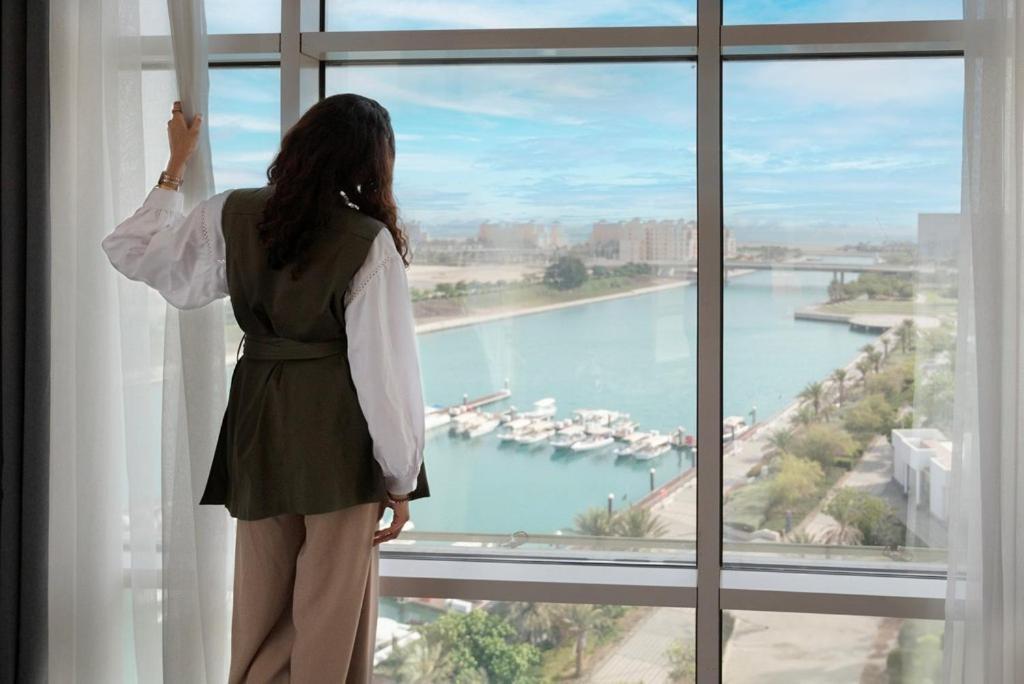 เบย์ ลา ซัน โฮเต็ล แอนด์ มารีนา Hotel King Abdullah Economic City ภายนอก รูปภาพ View of the Marina from a suite